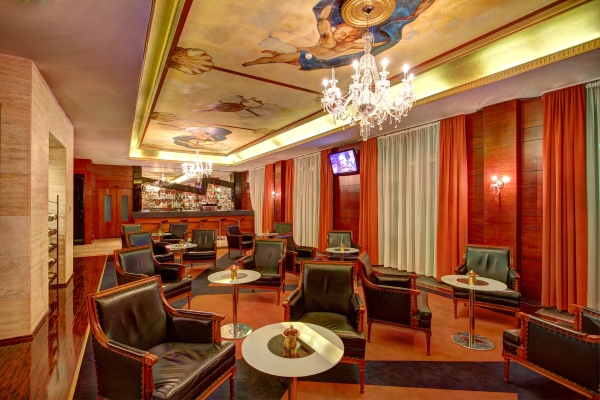 Hotel Divinus (Debrecen)